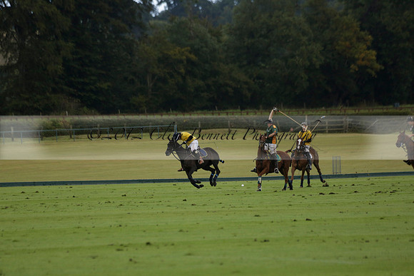 Maiz Dulce (green) v Las Esterellas (yellow) in the PSI Final polo match at Cowdray Park Polo Club on Ambersham 2 on Sunday 2013.09.08 www.polopictures.co.uk