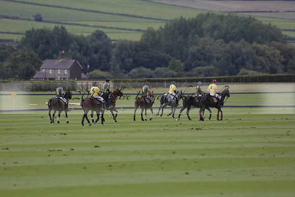 Maiz Dulce (green) v Las Esterellas (yellow) in the PSI Final polo match at Cowdray Park Polo Club on Ambersham 2 on Sunday 2013.09.08 www.polopictures.co.uk