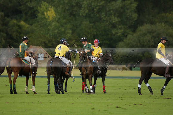 Maiz Dulce (green) v Las Esterellas (yellow) in the PSI Final polo match at Cowdray Park Polo Club on Ambersham 2 on Sunday 2013.09.08 www.polopictures.co.uk