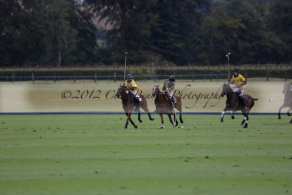 Maiz Dulce (green) v Las Esterellas (yellow) in the PSI Final polo match at Cowdray Park Polo Club on Ambersham 2 on Sunday 2013.09.08 www.polopictures.co.uk
