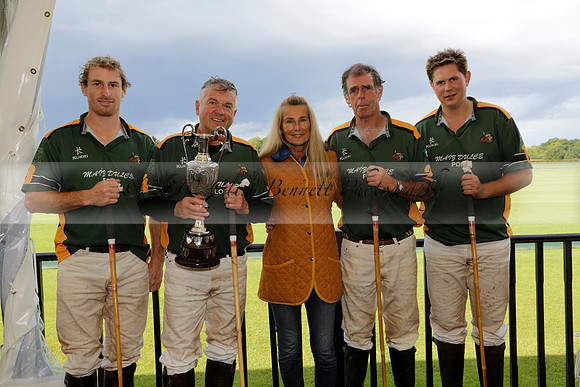 Maiz Dulce (green) v Las Esterellas (yellow) in the PSI Final polo match at Cowdray Park Polo Club on Ambersham 2 on Sunday 2013.09.08 www.polopictures.co.uk