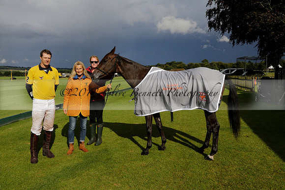 Maiz Dulce (green) v Las Esterellas (yellow) in the PSI Final polo match at Cowdray Park Polo Club on Ambersham 2 on Sunday 2013.09.08 www.polopictures.co.uk