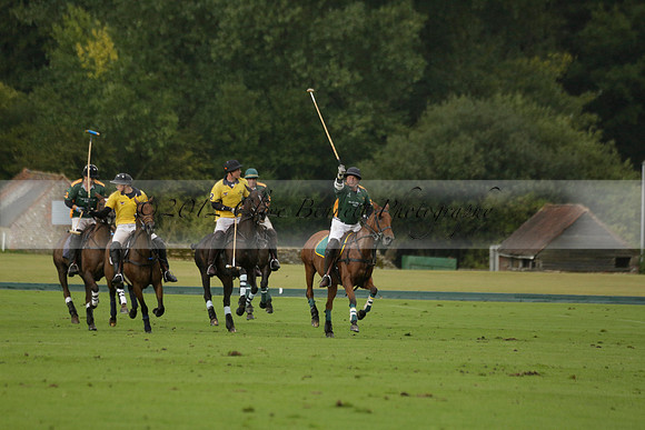 Maiz Dulce (green) v Las Esterellas (yellow) in the PSI Final polo match at Cowdray Park Polo Club on Ambersham 2 on Sunday 2013.09.08 www.polopictures.co.uk