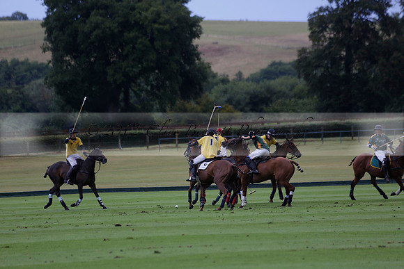 Maiz Dulce (green) v Las Esterellas (yellow) in the PSI Final polo match at Cowdray Park Polo Club on Ambersham 2 on Sunday 2013.09.08 www.polopictures.co.uk