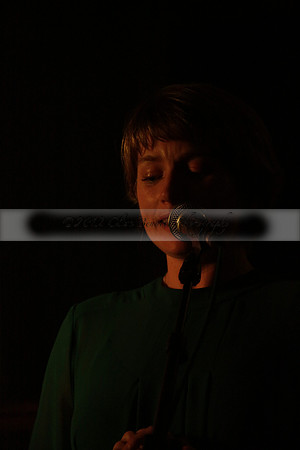 Will B & Geoff Allnutt with guests at The Royal Oak, Midhurst on Friday 25 October 2013. www.polopictures.co.uk