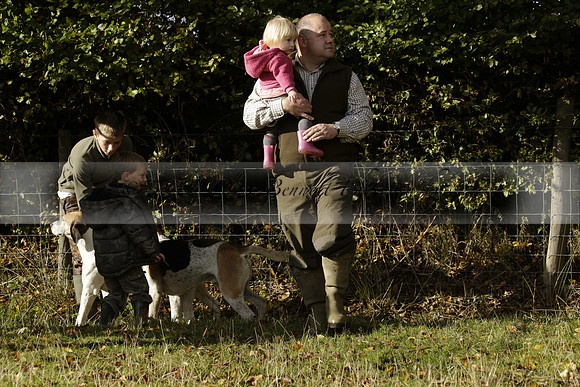 Devon & Somerset StagHounds meet at Five Cross Ways on Thursday 17 October 2013. 2013.10.17 www.polopictures.co.uk