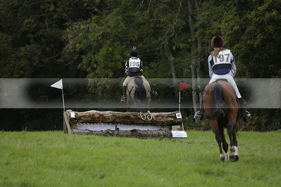 Chiddingfold, Leconfield and Cowdray Hunt, Hunter Trials at Iping on Sunday 20 October 2013. 2013.10.20 www.polopictures.co.uk