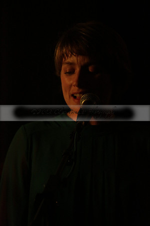 Will B & Geoff Allnutt with guests at The Royal Oak, Midhurst on Friday 25 October 2013. www.polopictures.co.uk