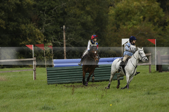 Chiddingfold, Leconfield and Cowdray Hunt, Hunter Trials at Iping on Sunday 20 October 2013. 2013.10.20 www.polopictures.co.uk