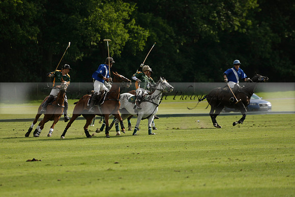 Maiz Dulce v Ghost Chilli in the Easebourne Cup final Polo match 2013.06.09