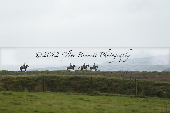 Devon & Somerset Staghounds meet at Larkbarrow Corner. North Devon. 2013.10.18 www.polopictures.co.uk