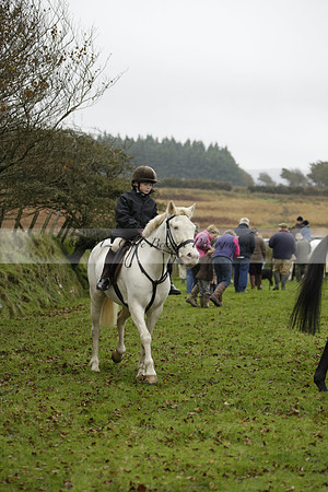 Devon & Somerset Staghounds meet at Larkbarrow Corner. North Devon. 2013.10.18 www.polopictures.co.uk