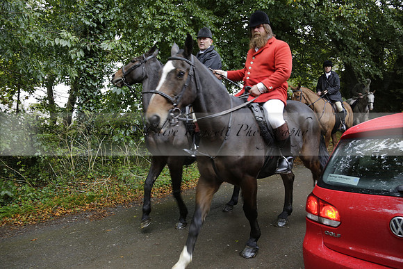 Devon & Somerset Stag Hounds meet at Liscombe on Saturday 12 October 2013 2013.10.12 www.polopictures.co.uk