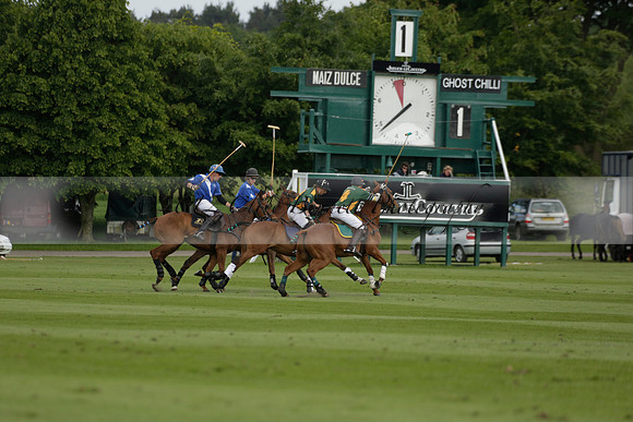 Maiz Dulce v Ghost Chilli in the Easebourne Cup final Polo match 2013.06.09