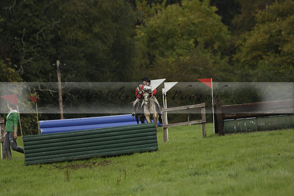 Chiddingfold, Leconfield and Cowdray Hunt, Hunter Trials at Iping on Sunday 20 October 2013. 2013.10.20 www.polopictures.co.uk