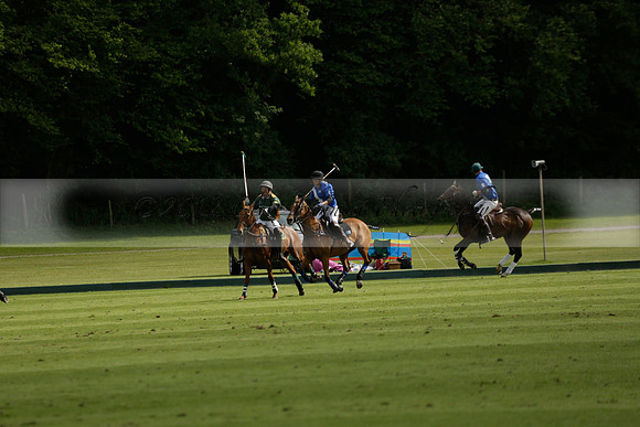 Maiz Dulce v Ghost Chilli in the Easebourne Cup final Polo match 2013.06.09