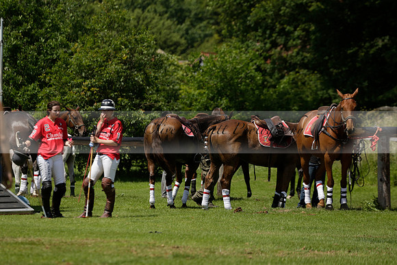 Maiz Dulce v Emlor in a Barrett Cup Polo match 2013.06.30