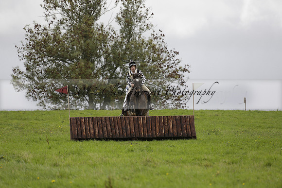 Chiddingfold, Leconfield and Cowdray Hunt, Hunter Trials at Iping on Sunday 20 October 2013. 2013.10.20 www.polopictures.co.uk
