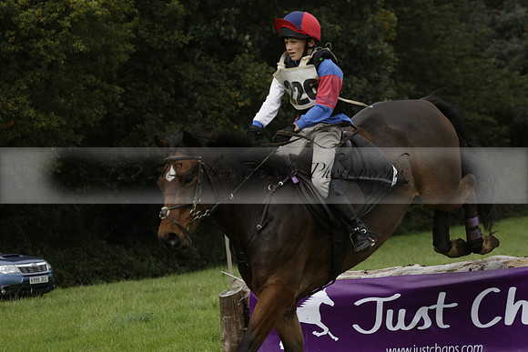 Chiddingfold, Leconfield and Cowdray Hunt, Hunter Trials at Iping on Sunday 20 October 2013. 2013.10.20 www.polopictures.co.uk