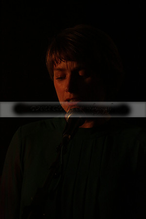 Will B & Geoff Allnutt with guests at The Royal Oak, Midhurst on Friday 25 October 2013. www.polopictures.co.uk