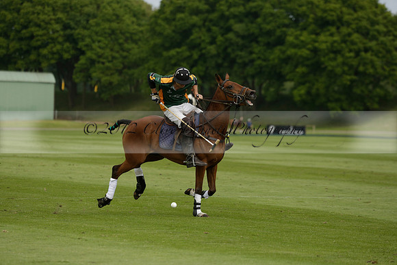 Maiz Dulce v Ghost Chilli in the Easebourne Cup final Polo match 2013.06.09