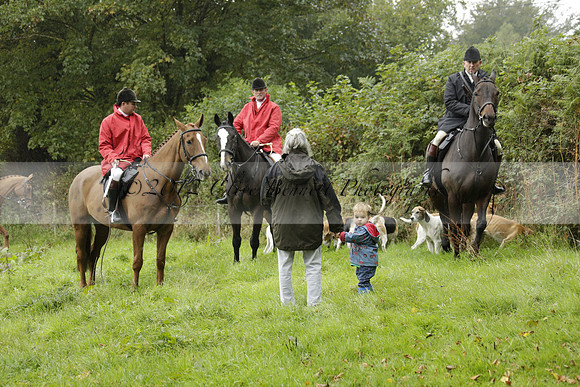 Devon & Somerset Stag Hounds meet at Liscombe on Saturday 12 October 2013 2013.10.12 www.polopictures.co.uk