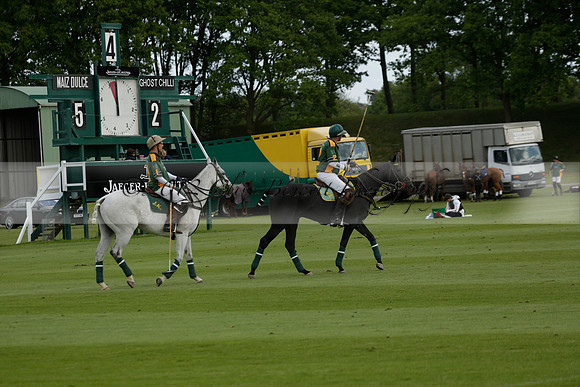 Maiz Dulce v Ghost Chilli in the Easebourne Cup final Polo match 2013.06.09