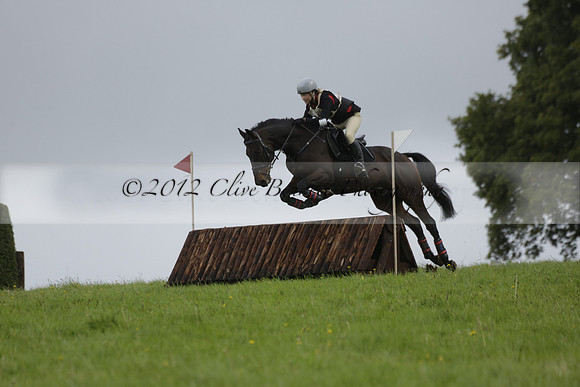 Chiddingfold, Leconfield and Cowdray Hunt, Hunter Trials at Iping on Sunday 20 October 2013. 2013.10.20 www.polopictures.co.uk