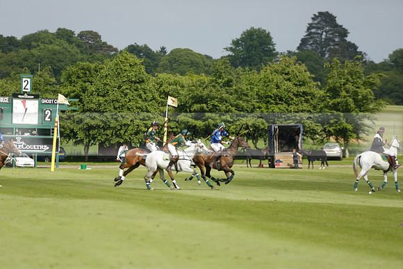 Maiz Dulce v Ghost Chilli in the Easebourne Cup final Polo match 2013.06.09