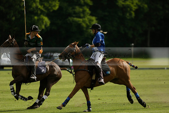 Maiz Dulce v Ghost Chilli in the Easebourne Cup final Polo match 2013.06.09