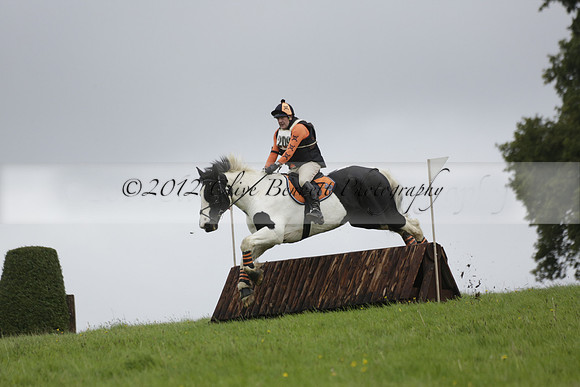 Chiddingfold, Leconfield and Cowdray Hunt, Hunter Trials at Iping on Sunday 20 October 2013. 2013.10.20 www.polopictures.co.uk