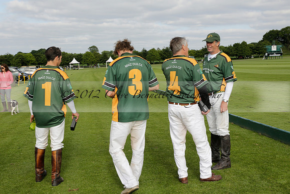 Maiz Dulce v Ghost Chilli in the Easebourne Cup final Polo match 2013.06.09