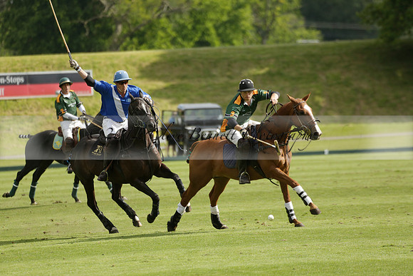 Maiz Dulce v Ghost Chilli in the Easebourne Cup final Polo match 2013.06.09
