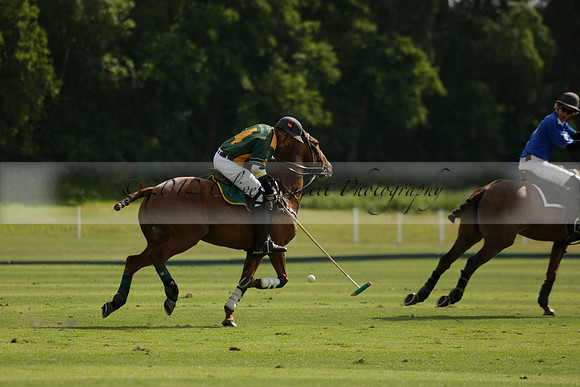 Maiz Dulce v Ghost Chilli in the Easebourne Cup final Polo match 2013.06.09