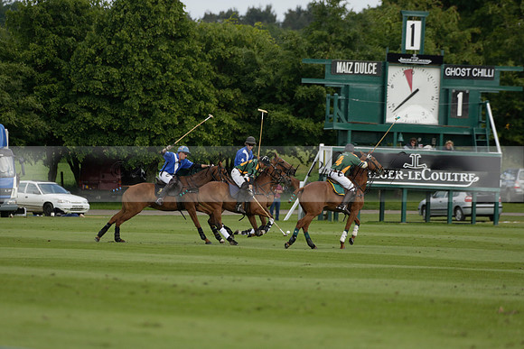 Maiz Dulce v Ghost Chilli in the Easebourne Cup final Polo match 2013.06.09