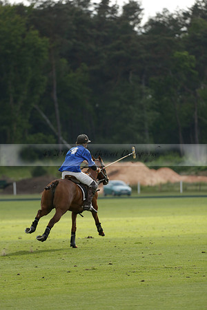 Maiz Dulce v Ghost Chilli in the Easebourne Cup final Polo match 2013.06.09