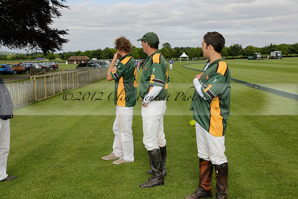 Maiz Dulce v Ghost Chilli in the Easebourne Cup final Polo match 2013.06.09