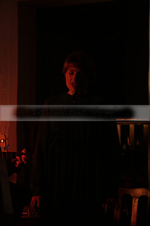 Will B & Geoff Allnutt with guests at The Royal Oak, Midhurst on Friday 25 October 2013. www.polopictures.co.uk