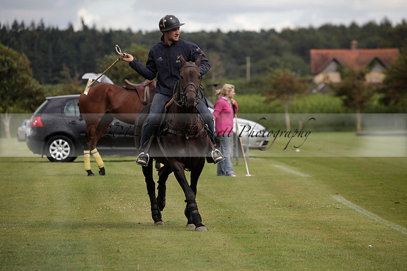 Maiz Dulce v Broadoak Farm in an Autumn Cup polo match played at Cowdray Park Polo Club on Wednesday 12 September 2012 on Ambersham 3.