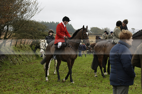 Devon & Somerset Staghounds meet at Larkbarrow Corner. North Devon. 2013.10.18 www.polopictures.co.uk
