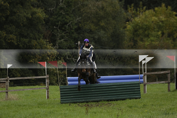 Chiddingfold, Leconfield and Cowdray Hunt, Hunter Trials at Iping on Sunday 20 October 2013. 2013.10.20 www.polopictures.co.uk