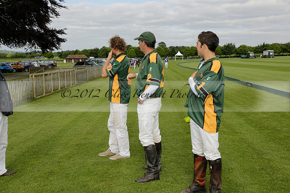 Maiz Dulce v Ghost Chilli in the Easebourne Cup final Polo match 2013.06.09