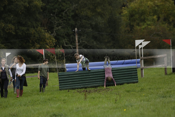 Chiddingfold, Leconfield and Cowdray Hunt, Hunter Trials at Iping on Sunday 20 October 2013. 2013.10.20 www.polopictures.co.uk