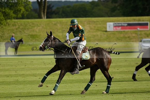 Maiz Dulce v Ghost Chilli in the Easebourne Cup final Polo match 2013.06.09