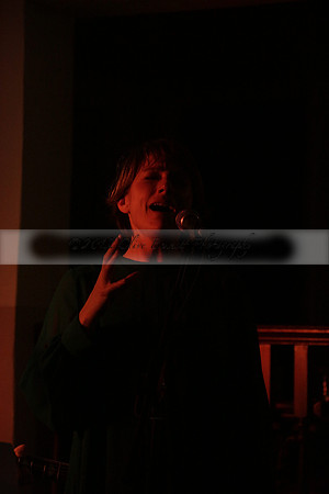 Will B & Geoff Allnutt with guests at The Royal Oak, Midhurst on Friday 25 October 2013. www.polopictures.co.uk