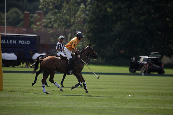 Montana v Maiz Dulce in the Uber 12 goal Final polo match played on Lawns 1 at Cowdray Park Polo Club on Sunday 26 August 2012