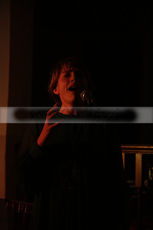 Will B & Geoff Allnutt with guests at The Royal Oak, Midhurst on Friday 25 October 2013. www.polopictures.co.uk