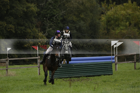 Chiddingfold, Leconfield and Cowdray Hunt, Hunter Trials at Iping on Sunday 20 October 2013. 2013.10.20 www.polopictures.co.uk