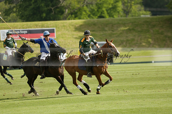 Maiz Dulce v Ghost Chilli in the Easebourne Cup final Polo match 2013.06.09