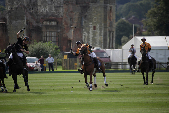 Montana v Maiz Dulce in the Uber 12 goal Final polo match played on Lawns 1 at Cowdray Park Polo Club on Sunday 26 August 2012